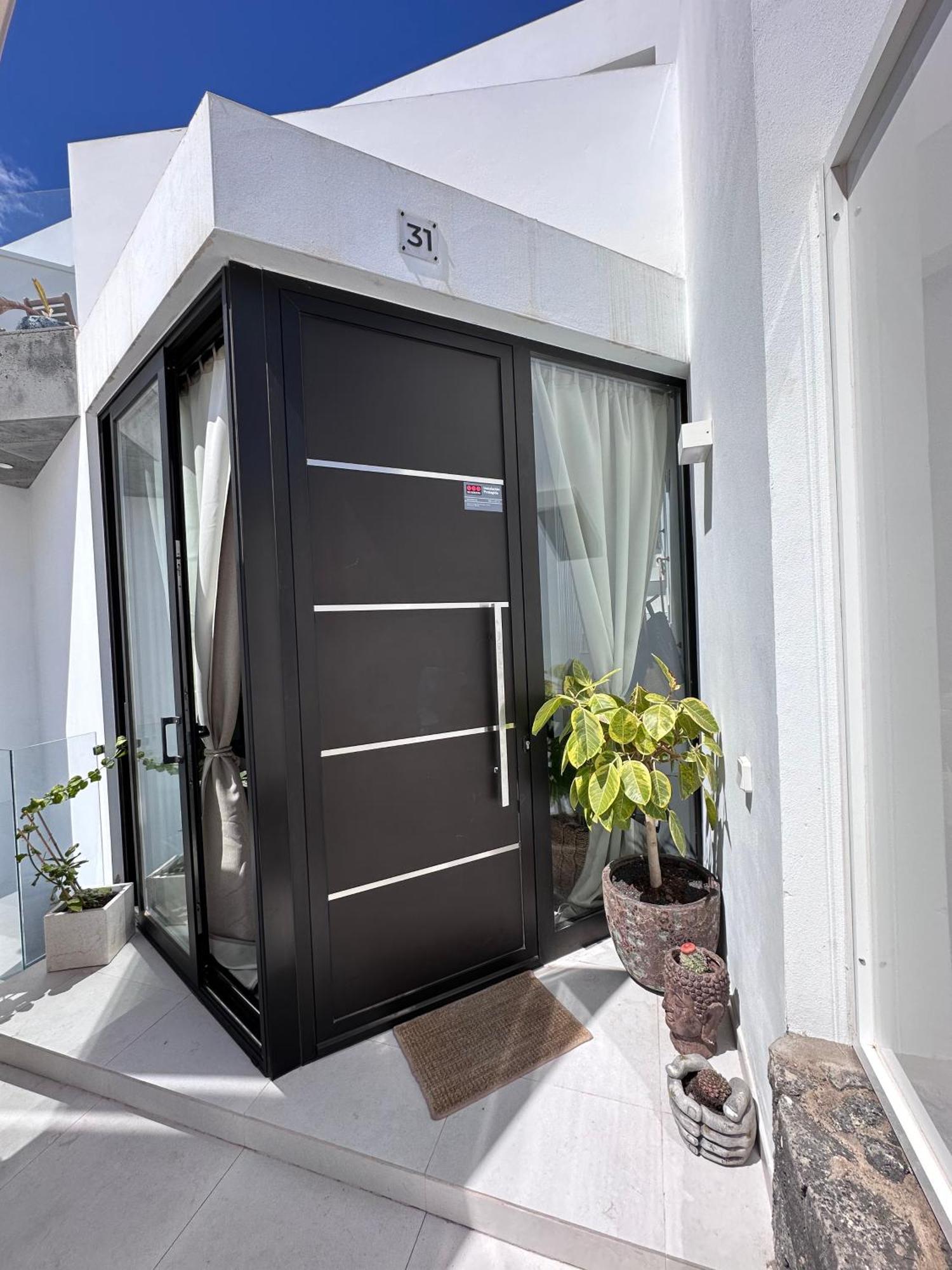 Papa Tote Deluxe Playa Honda (Lanzarote)
