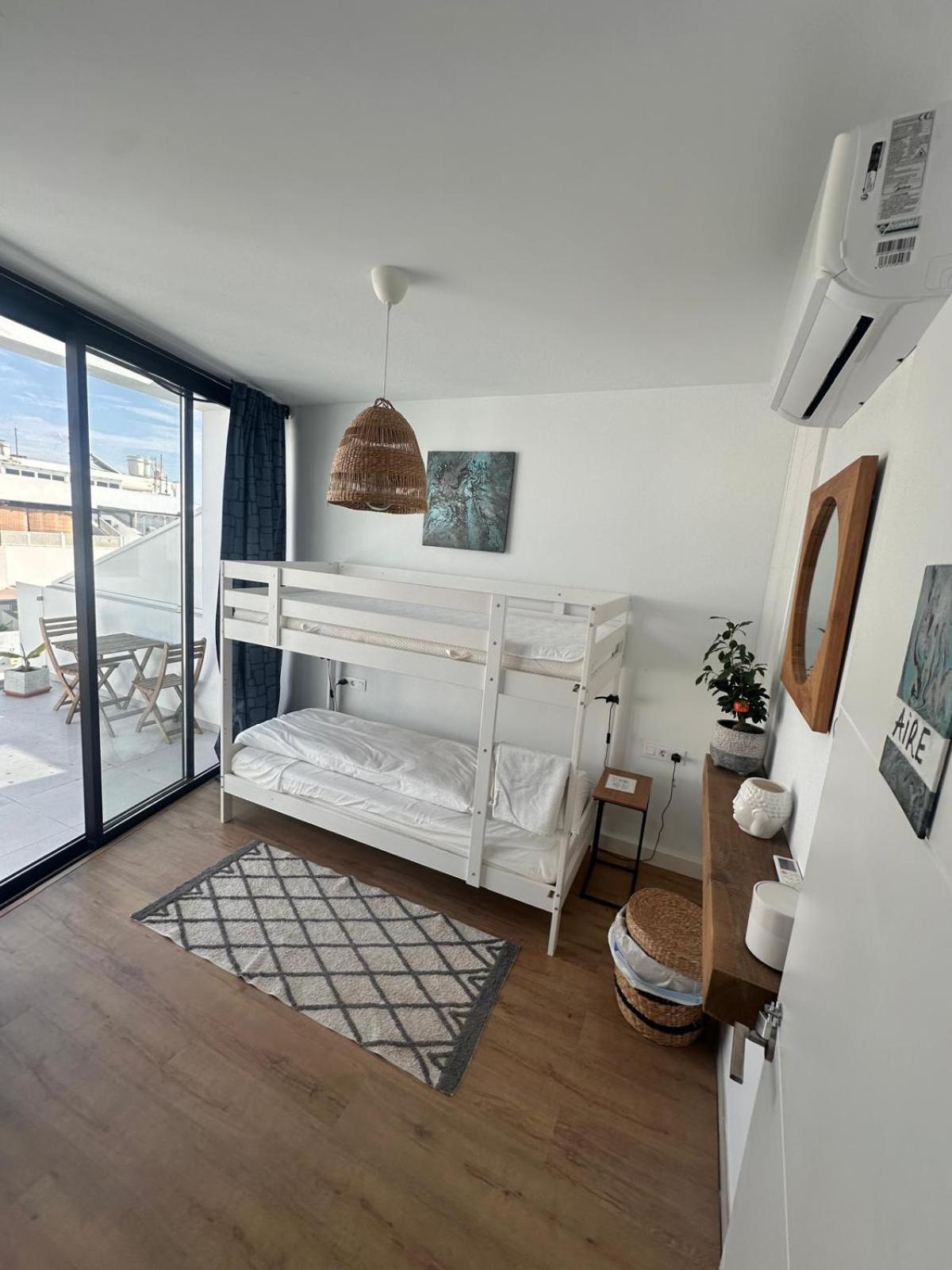 Hostal Papa Tote Deluxe Playa Honda (Lanzarote)